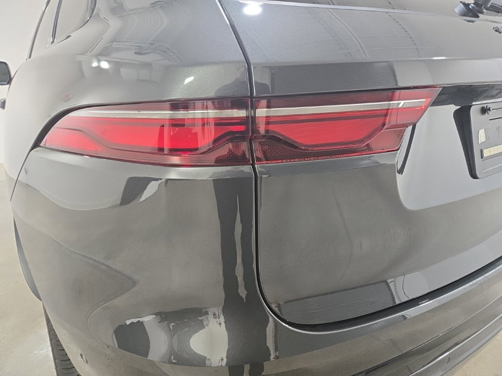 New 2026 Jaguar F-PACE R-Dynamic S AWD/4WD image 11