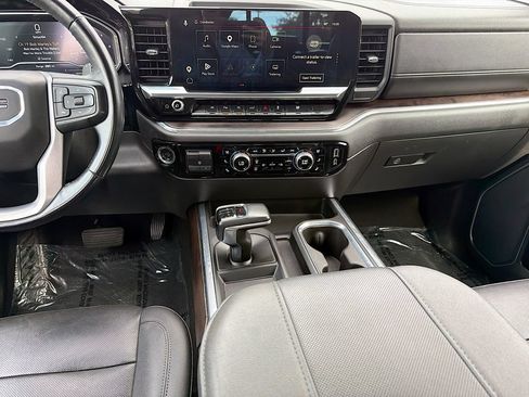 Used 2023 GMC Sierra 1500 SLT w/ SLT Premium Plus Package RWD image 18