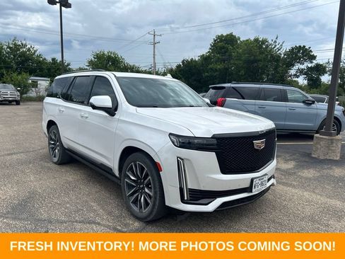 Used 2023 Cadillac Escalade Sport Platinum AWD/4WD image 1