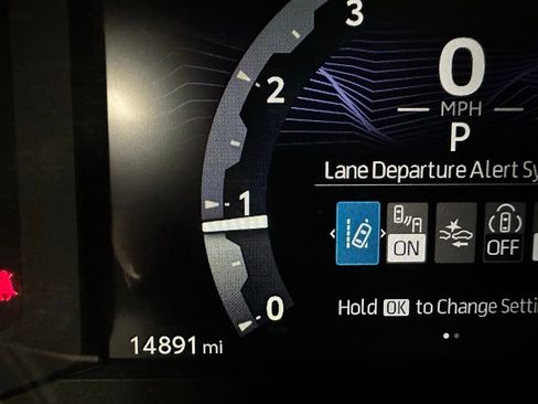 Used 2025 Toyota 4Runner SR5 image 24