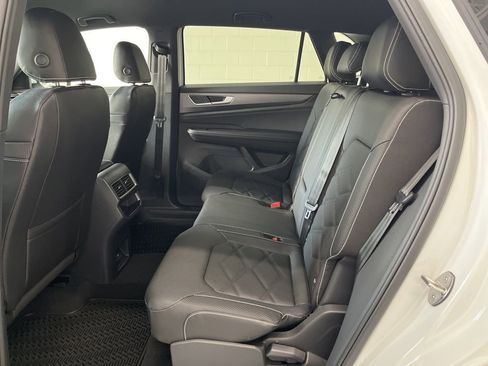 New 2026 Volkswagen Atlas Cross Sport SE AWD/4WD image 26