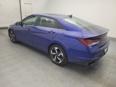 Used 2023 Hyundai Elantra Limited image 3