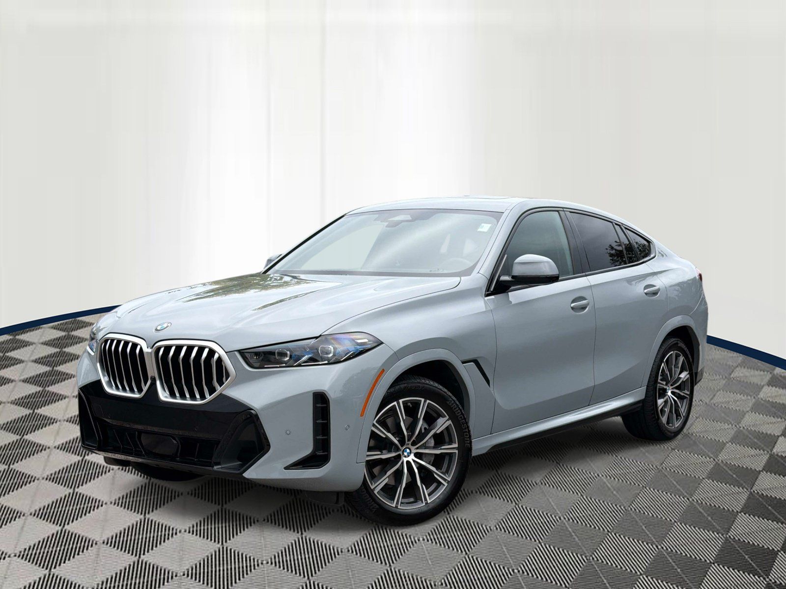 Certified 2026 BMW X6 xDrive40i AWD/4WD image 1