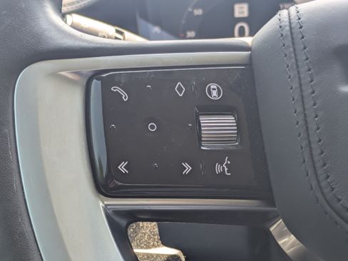 Used 2024 Land Rover Range Rover SE AWD/4WD image 24