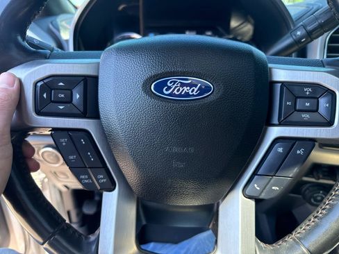 Used 2020 Ford F350 Platinum w/ FX4 Off-Road Package AWD/4WD image 15