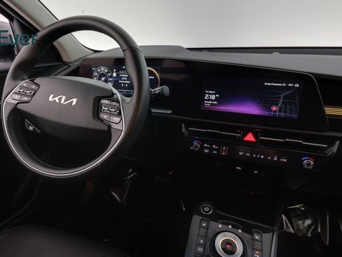 Used 2024 Kia Niro Wind w/ Wind Preserve Package FWD image 25