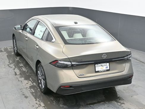 New 2026 Nissan Sentra SL w/ Floor Mat Package FWD image 35