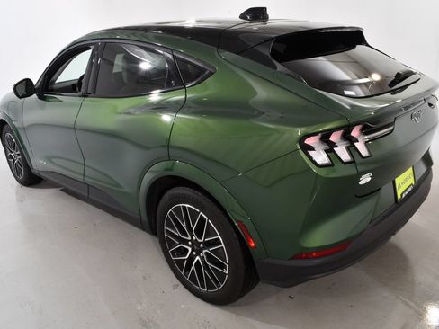 Used 2025 Ford Mustang Mach-E Premium AWD/4WD image 15