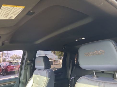 Used 2024 Chevrolet Silverado 1500 High Country w/ Technology Package image 19