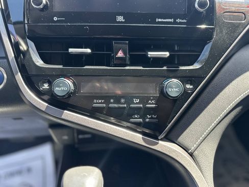 Used 2021 Toyota Camry XSE w/ Navigation Upgrade Package FWD image 15
