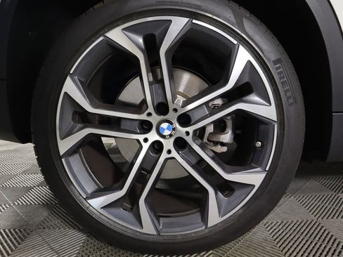 Used 2024 BMW X5 xDrive40i w/ Parking Assistance Package image 34
