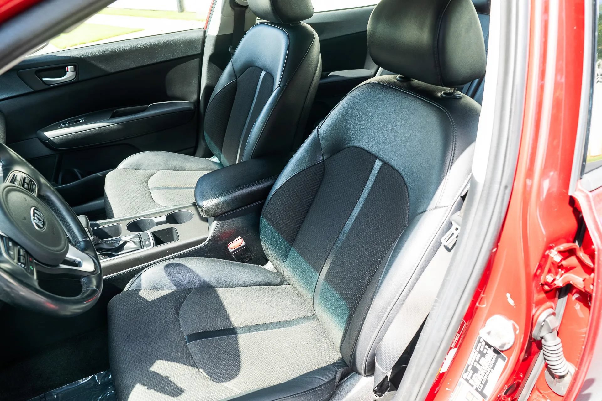 Used 2018 Kia Optima S w/ Panoramic Sunroof Package FWD image 17