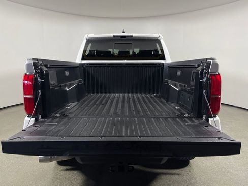 New 2025 Toyota Tacoma TRD Off-Road image 10