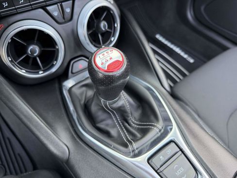 Certified 2023 Chevrolet Camaro SS RWD image 17