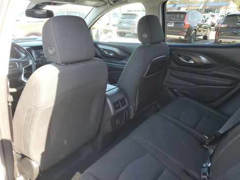 Certified 2022 GMC Terrain SLE w/ Driver Convenience Package FWD image 31