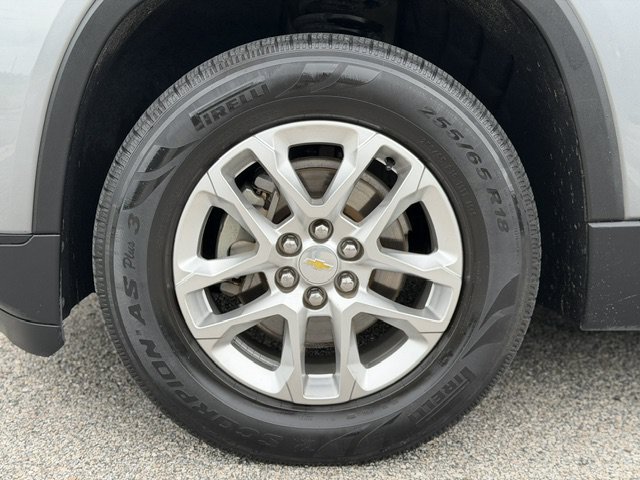 Used 2020 Chevrolet Traverse LS FWD image 9