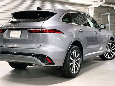 Certified 2025 Jaguar F-PACE R-Dynamic S image 13
