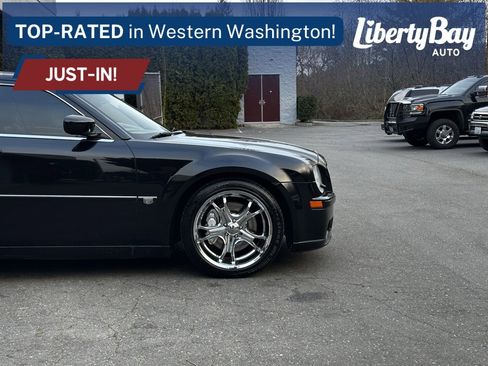 Used 2006 Chrysler 300 SRT8 w/ SRT Option Group II image 3