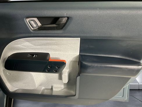 Used 2023 Ford Maverick XLT image 15