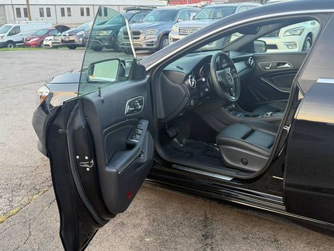 Used 2019 Mercedes-Benz CLA 250 image 14