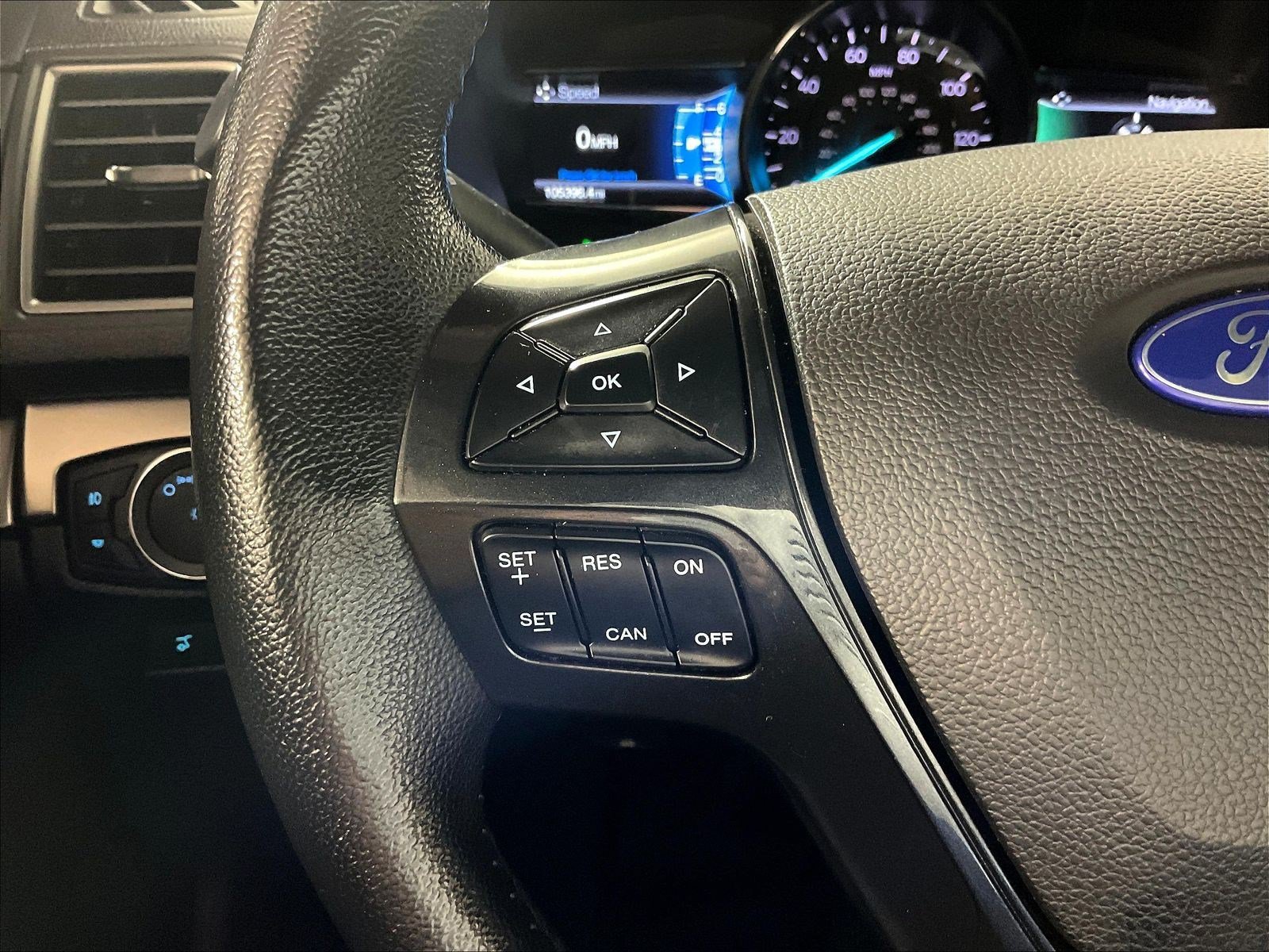 Used 2018 Ford Explorer XLT w/ Equipment Group 202A AWD/4WD image 11