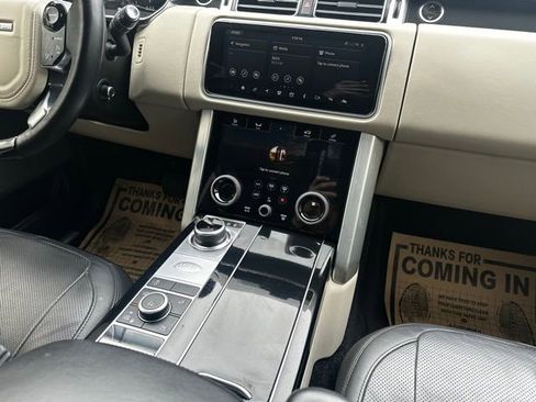 Used 2020 Land Rover Range Rover HSE image 30