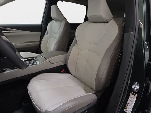 Certified 2026 INFINITI QX60 Luxe w/ Cargo Package AWD/4WD image 12