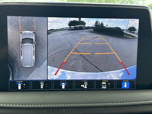 Used 2021 GMC Yukon SLT w/ SLT Premium Package RWD image 30