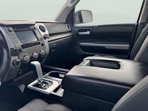 Used 2018 Toyota Tundra SR5 w/ SR5 Upgrade Package image 23