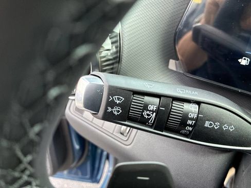 New 2027 Chevrolet Equinox LT w/ Convenience Package II AWD/4WD image 14