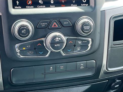 Used 2022 RAM 1500 Classic Warlock AWD/4WD image 16
