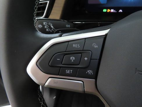 New 2026 Volkswagen Atlas SE image 14