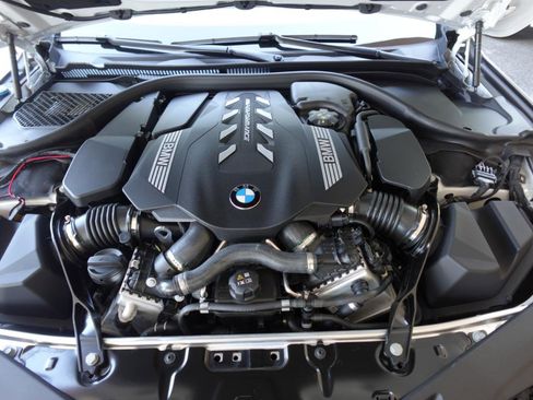 Used 2024 BMW M850i xDrive Convertible AWD/4WD image 20