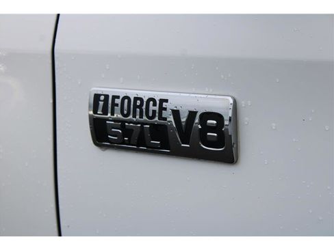 Used 2016 Toyota Tundra SR5 image 34