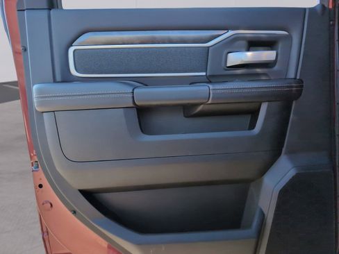 Used 2022 RAM 2500 Big Horn w/ Level C Equiment Group image 28