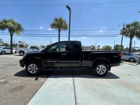Used 2012 Nissan Titan SV w/ SV Value Truck Pkg AWD/4WD image 7