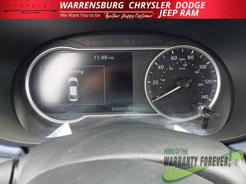 Used 2024 Nissan Versa SV FWD image 14