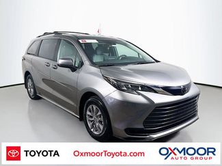 Certified 2026 Toyota Sienna LE video 1