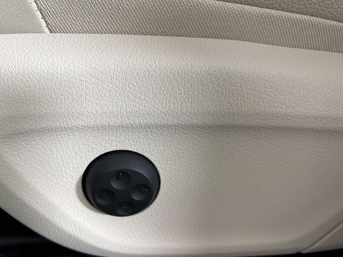 Certified 2026 Mercedes-Benz GLE 350 4MATIC image 33