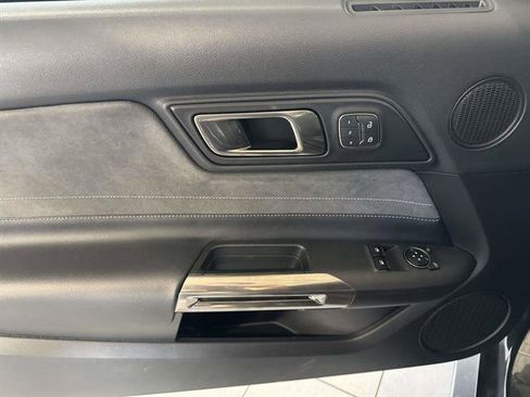 Used 2020 Ford Mustang Shelby GT350 w/ Technology Package image 12