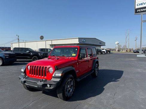 Used 2018 Jeep Wrangler Unlimited Sport AWD/4WD image 19