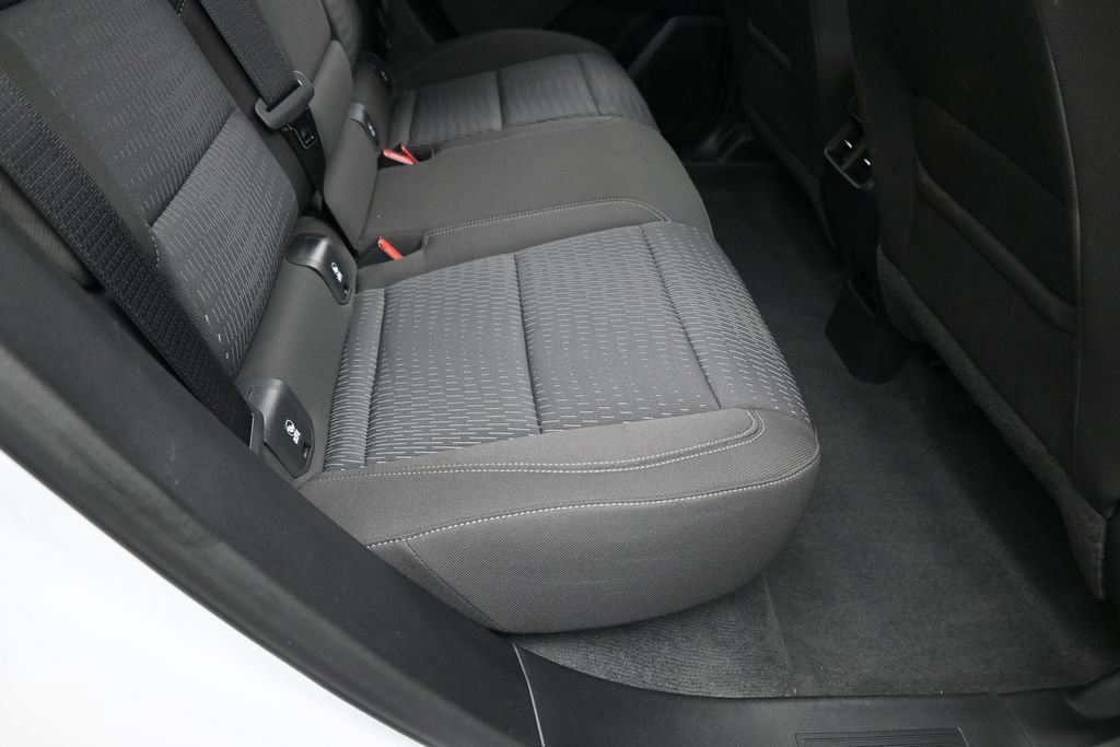 Used 2026 Chevrolet Equinox LT FWD image 35