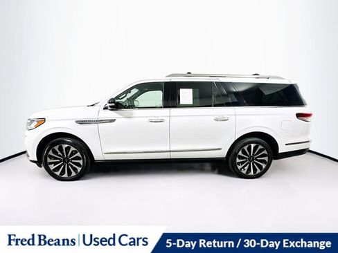 Certified 2023 Lincoln Navigator L Reserve image 4