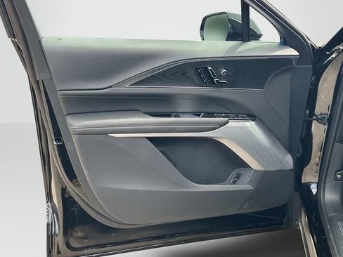 New 2026 Cadillac Lyriq Premium Luxury AWD/4WD image 8