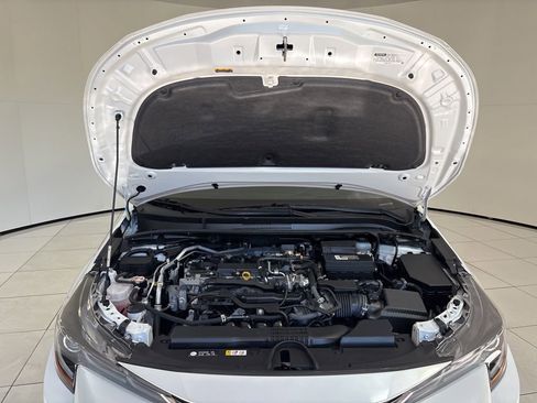 Used 2022 Toyota Corolla XSE FWD image 11