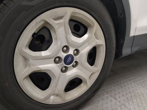 Used 2018 Ford Escape S FWD image 31