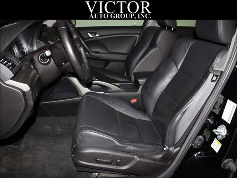 Used 2010 Acura TSX Sedan image 16