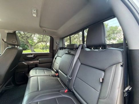 Used 2020 Chevrolet Silverado 2500 LTZ w/ LTZ Texas Edition AWD/4WD image 17