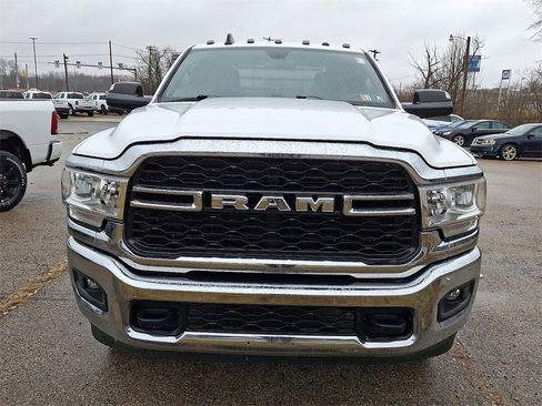 Used 2022 RAM 3500 Tradesman image 2