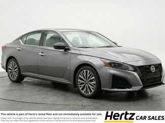 Used 2025 Nissan Altima 2.5 SV video 1